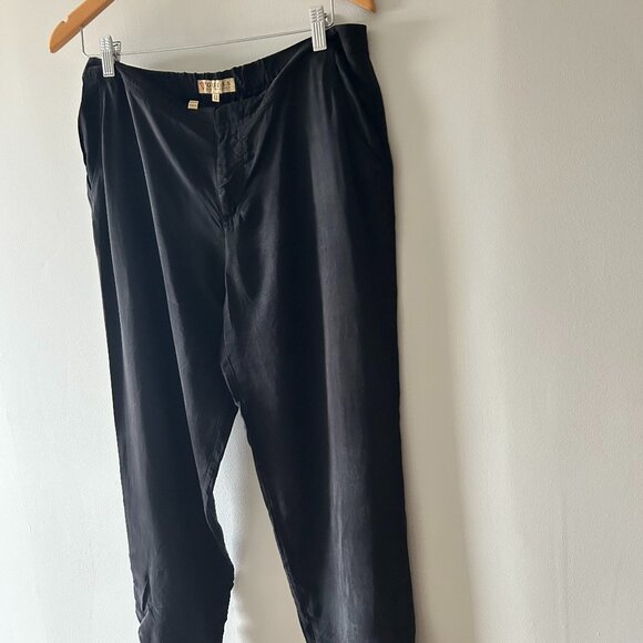 GUESS Silky Jogger style trousers Size 12 - Picture 4 of 7